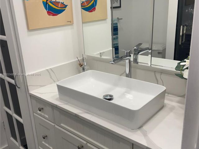 Apartment for rent  Unit #805 - photo 6262959