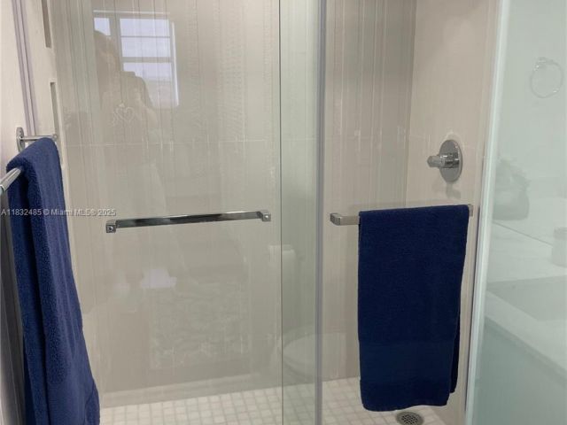 Apartment for rent  Unit #805 - photo 6262960