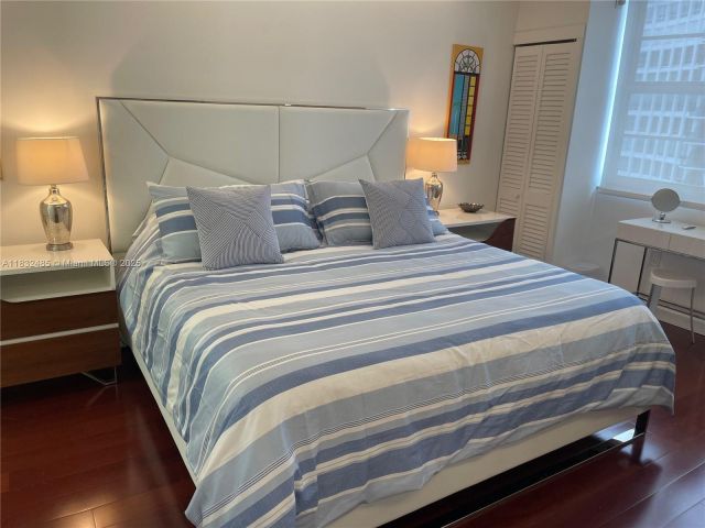 Apartment for rent  Unit #805 - photo 6262967