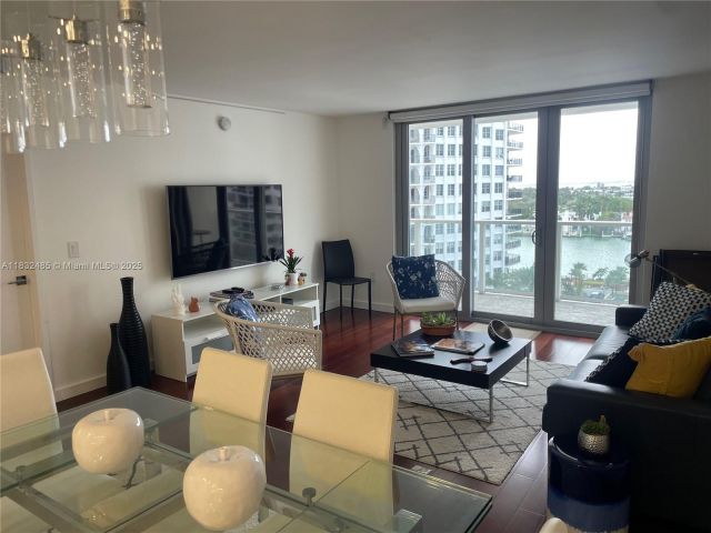 Apartment for rent  Unit #805 - photo 6262968