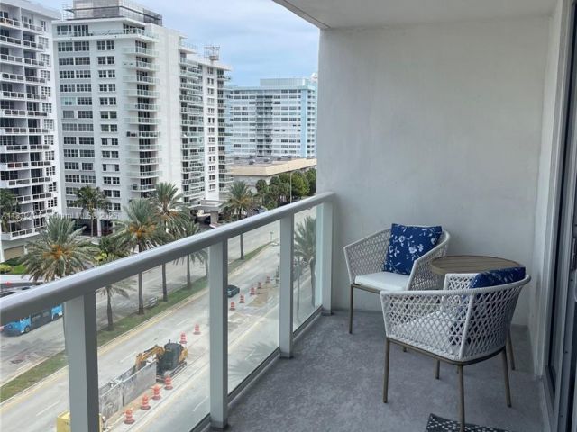 Apartment for rent  Unit #805 - photo 6262975