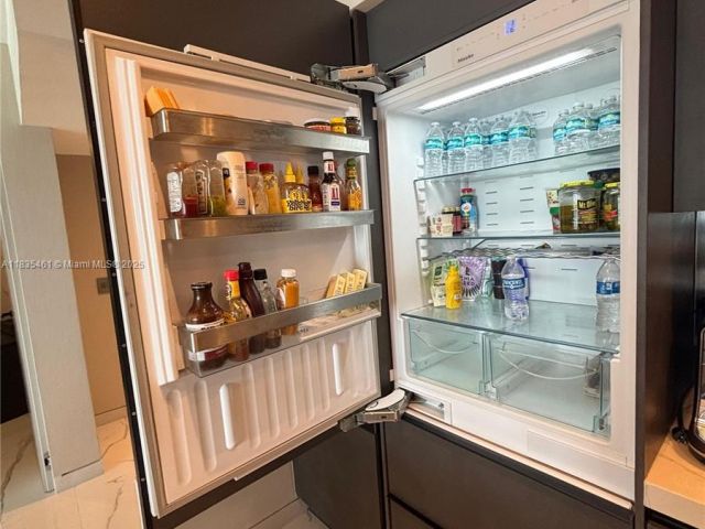 Apartment for sale  Unit #1706 - photo 6260596