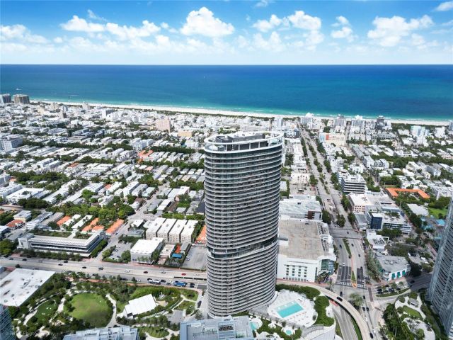 Apartment for sale  Unit #1906 - photo 6263186