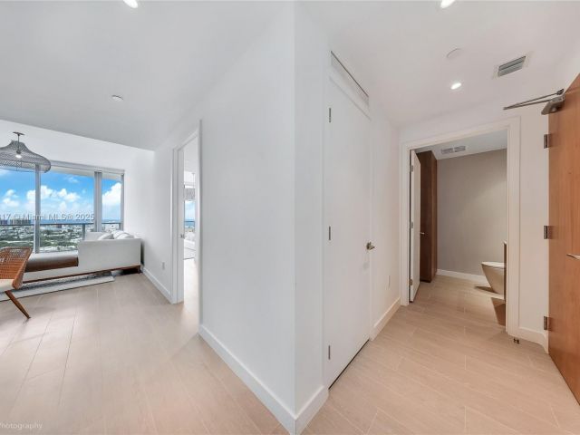 Apartment for sale  Unit #1906 - photo 6263197