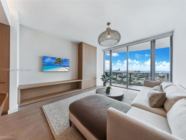 Apartment for sale  Unit #1906 - photo 6263199