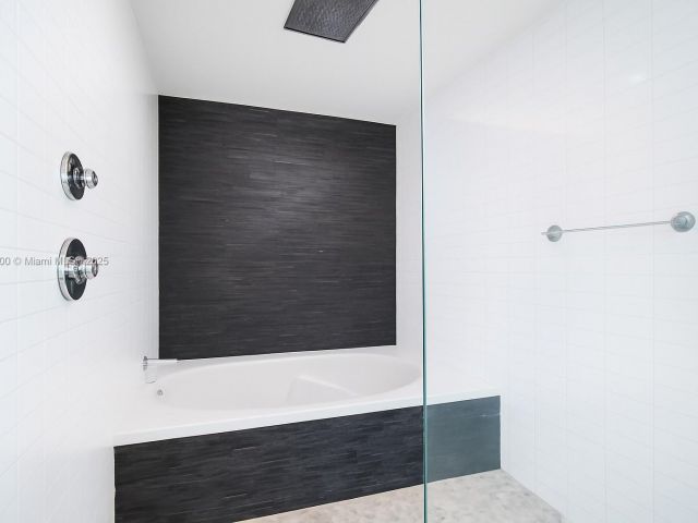 Apartment for sale  Unit #3506 - photo 6267765