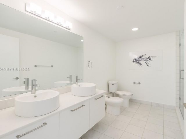 Apartment for sale  Unit #3506 - photo 6267766