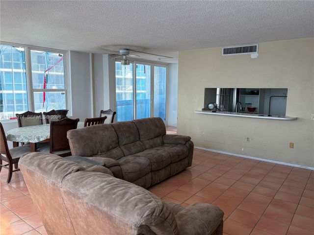 Apartment for sale  Unit #505 - photo 7448504