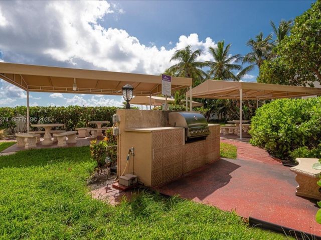 Apartment for sale  Unit #505 - photo 7448514