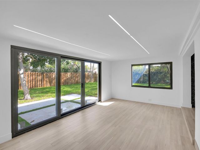 Home for sale at 1257 NW 4th St - photo 6262019