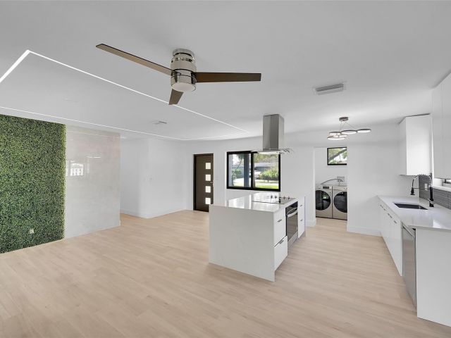 Home for sale at 1257 NW 4th St - photo 6262026