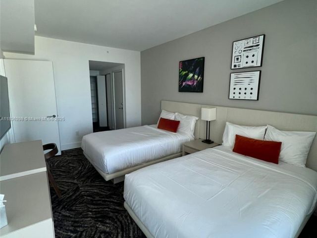 Apartment for sale  Unit #2004 - photo 6261181