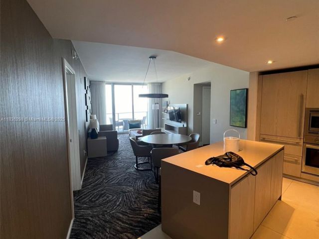 Apartment for sale  Unit #2004 - photo 6261183