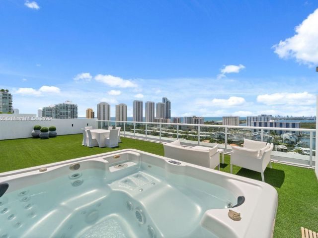 Apartment for sale  Unit #2008 - photo 6262402