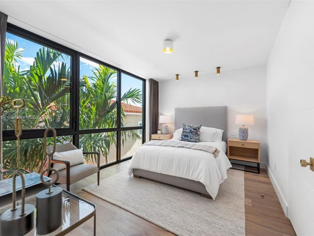 Home for sale at 1510 Stillwater Dr - photo 6259399