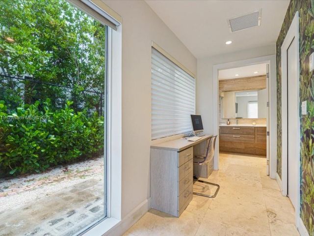 Home for rent at 435 Ridgewood Road - photo 6259620