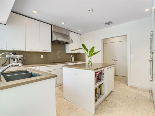 Home for rent at 435 Ridgewood Road - photo 6259629