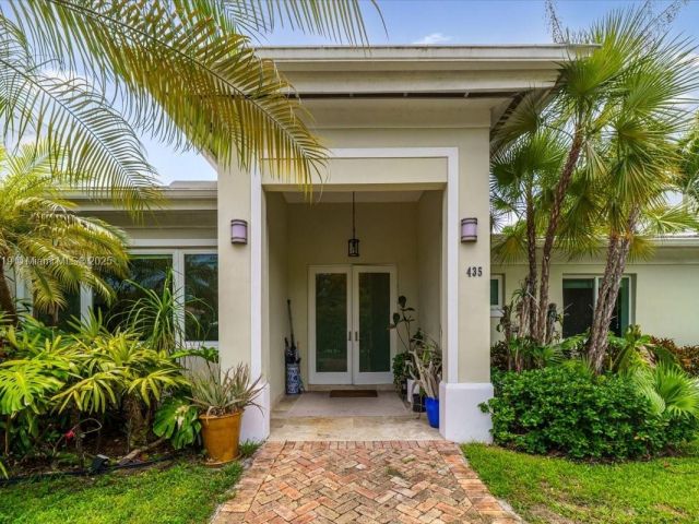 Home for rent at 435 Ridgewood Road - photo 6259636