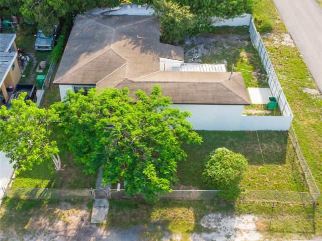 Home for sale at 7190 NW 21st Ave - photo 6284946