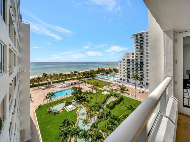 Apartment for sale  Unit #815 - photo 6265750