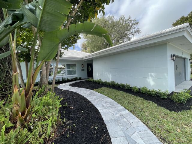 Home for sale at 299 NW 10th Court - photo 6262046