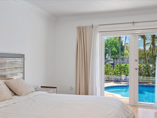 Home for sale at 3220 NE 164th St - photo 6261458