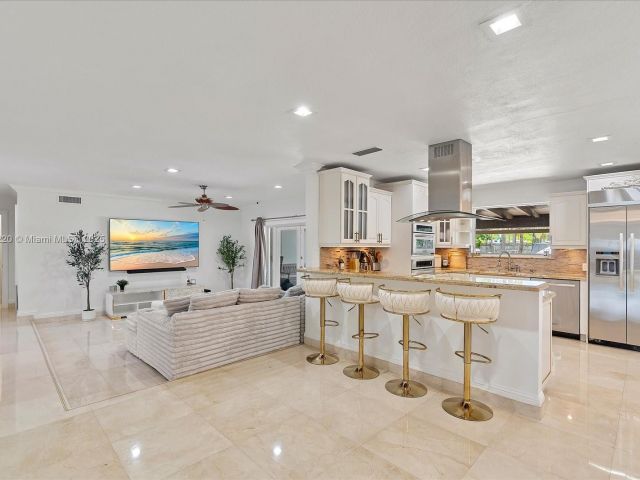 Home for sale at 3220 NE 164th St - photo 6261463