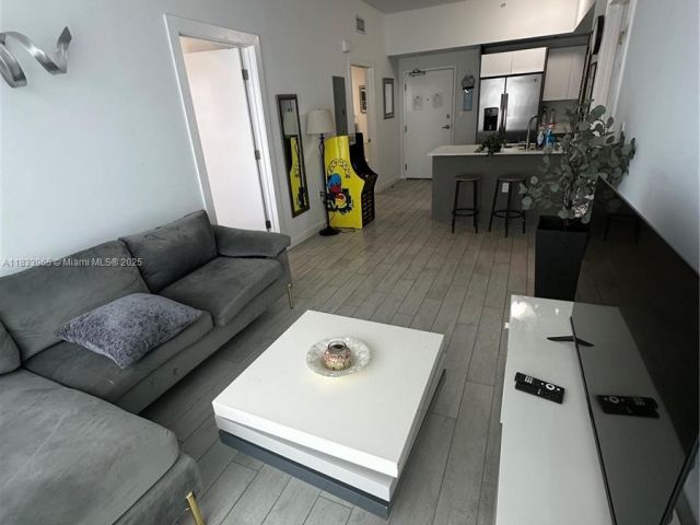 Apartment for sale  Unit #812 - photo 6271090