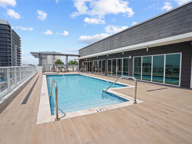 Apartment for sale  Unit #812 - photo 6271096