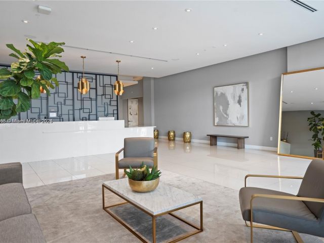 Apartment for sale  Unit #812 - photo 6271101