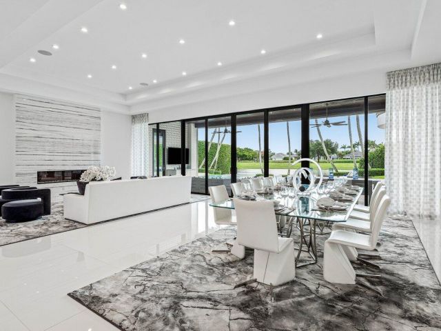 Home for sale at 17096 Northway Circle - photo 6260152