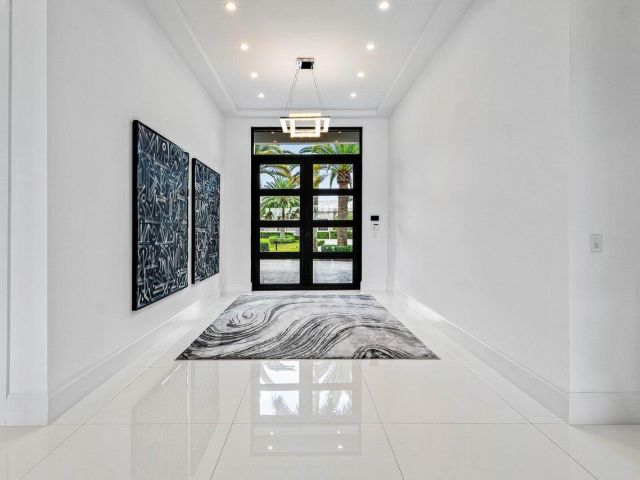 Home for sale at 17096 Northway Circle - photo 6260153