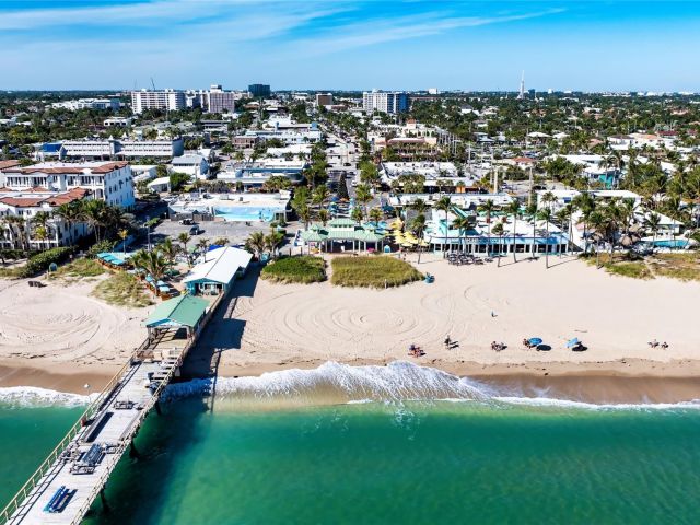 3-bedroom home for sale in Lauderdale By The Sea - 7 Sunset Lane - MondialRealty