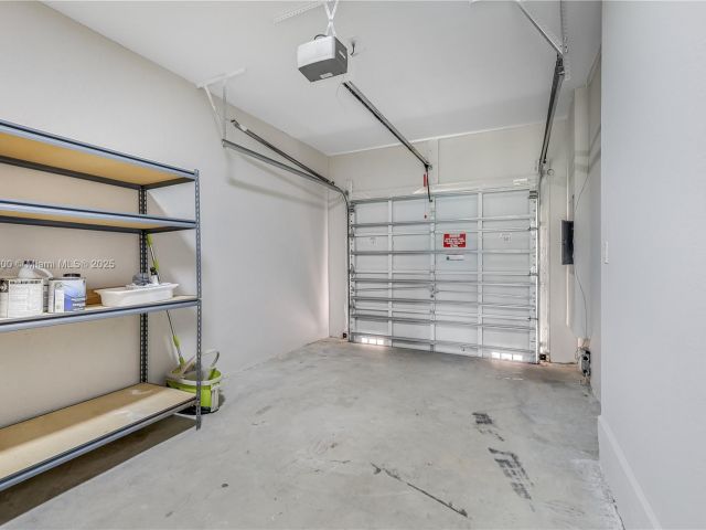 Home for rent at 942 SW 147th Ct - photo 6261716