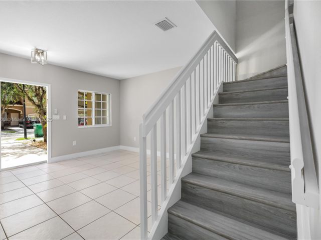 Home for rent at 942 SW 147th Ct - photo 6261724