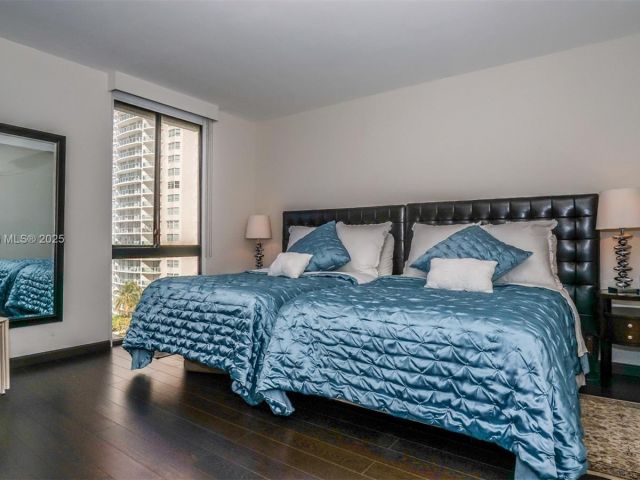 Apartment for rent  Unit #901 - photo 6266184