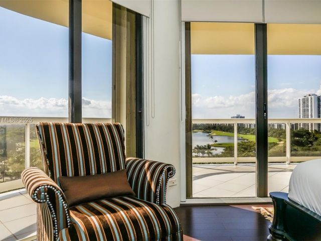 Apartment for rent  Unit #901 - photo 6266185