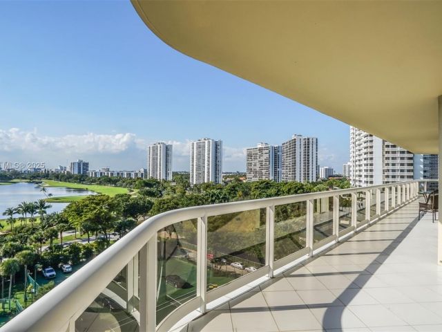 Apartment for rent  Unit #901 - photo 6266198