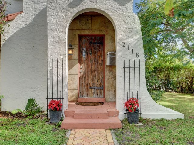 Home for sale at 2118 Florida Avenue - photo 6281259