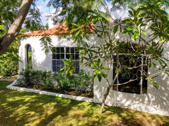 Home for sale at 2118 Florida Avenue - photo 6281262