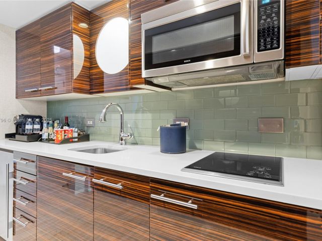 Apartment for sale  Unit #H1401 - photo 6262528