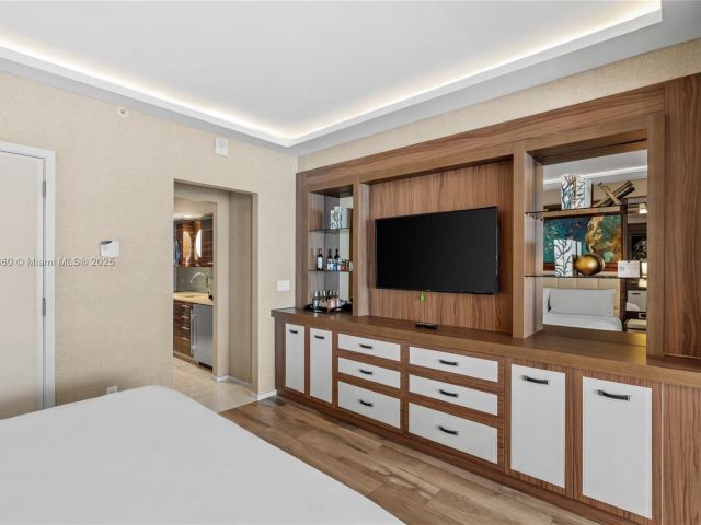 Apartment for sale  Unit #R1909 - photo 6262492