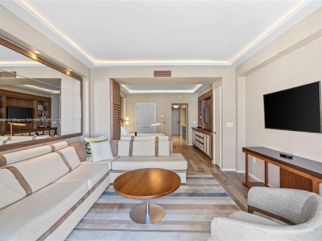 Apartment for sale  Unit #R1909 - photo 6262498