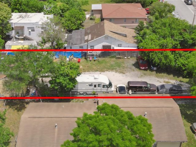 Home for sale at 369 NW 33rd St - photo 6264316