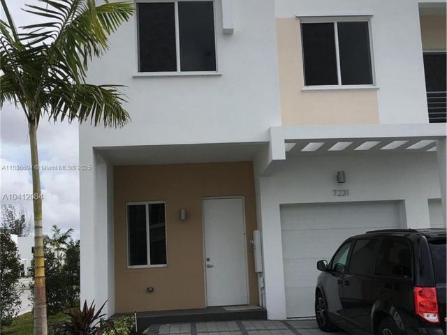 Home for rent at 7231 NW 103th Path 7231 - photo 6274151