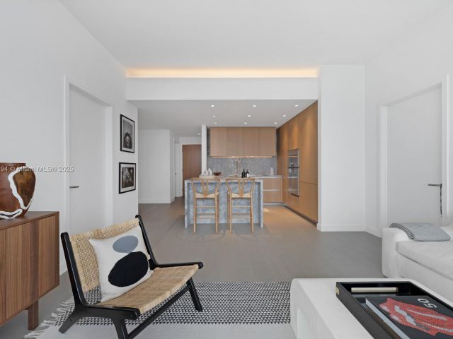 Apartment for sale  Unit #4004 - photo 6275507