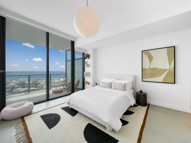 Apartment for sale  Unit #4004 - photo 6275513