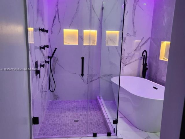 Home for sale at 817 NW 17th St - photo 6266282