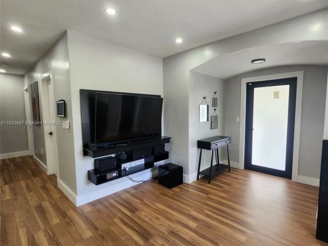 Home for sale at 817 NW 17th St - photo 6266293