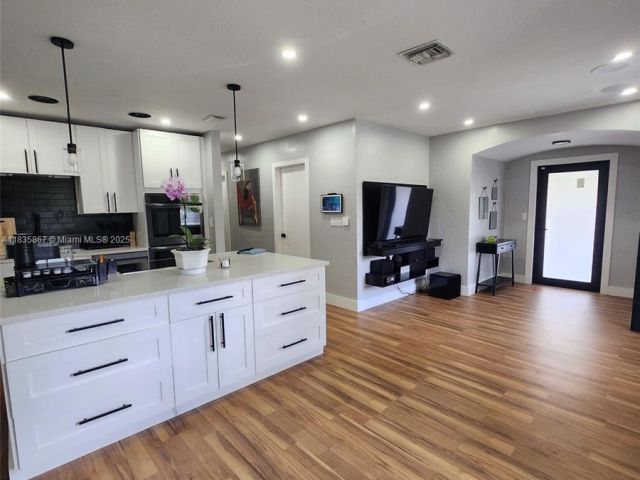 Home for sale at 817 NW 17th St - photo 6266295